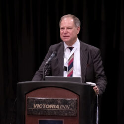 *221110 - Reluctant Model (Tesia)
Photographs I take of Tesia …